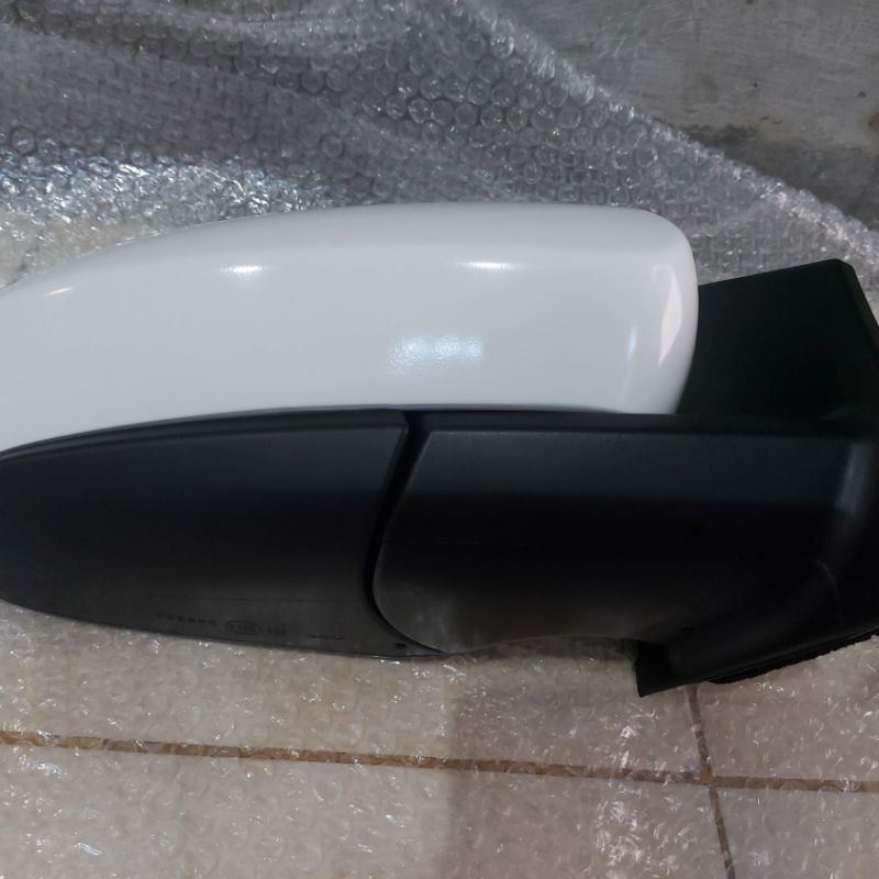 Spion All New Daihatsu Xenia type 1.3 R 2019 2020 kanan Original