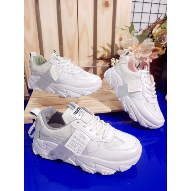 SEPATU SNEAKER WANITA KOREA IMPORT