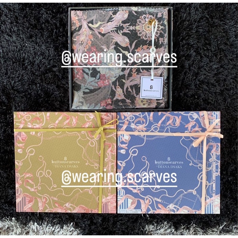 TOPKAPI IVORY DAN BLACK BUNDLING CHAIN SERIES 2 by BUTTONSCARVES