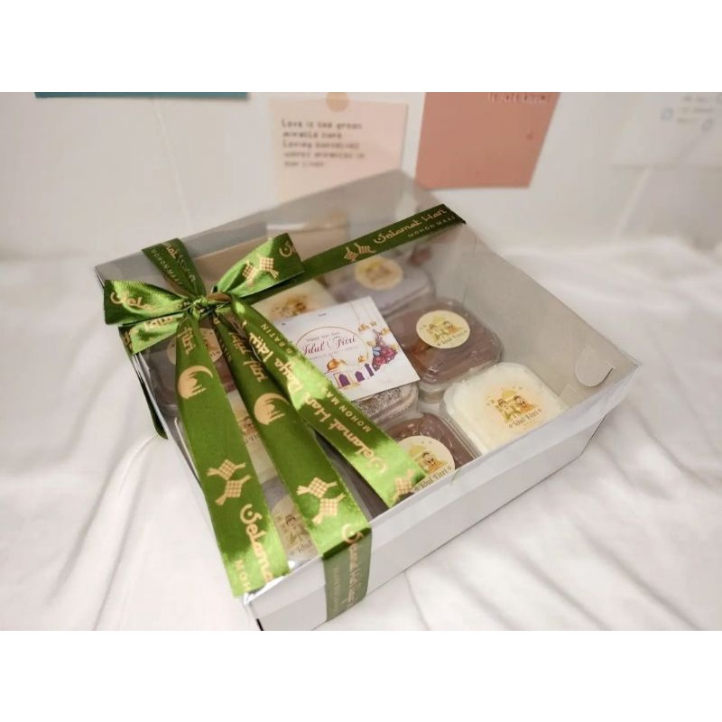 

HAMPERS KUE LEBARAN | DESSERT BOX HAMPERS