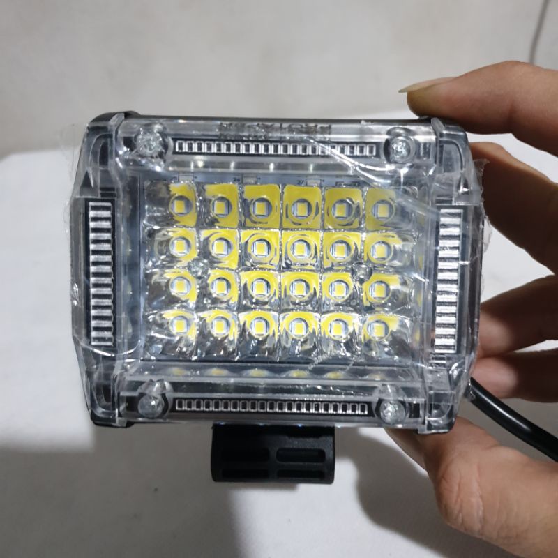 Lampu tembak Cree CWL 24 led PLUS 3 SENJA Flash