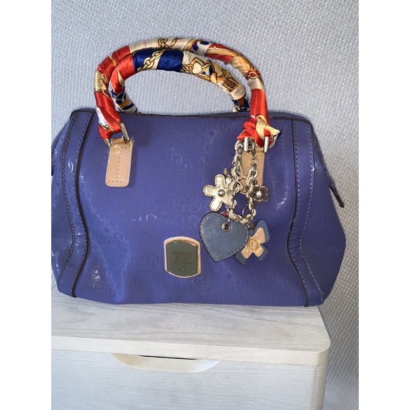 tas wanita preloved merek guess asli