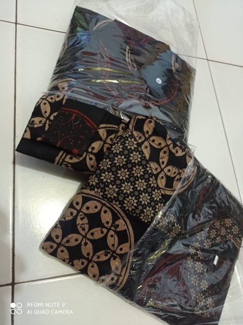 Couple Batik Keluarga | Seragaman Batik Keluarga | Couple Kemeja Batik | Couple Gamis Batik