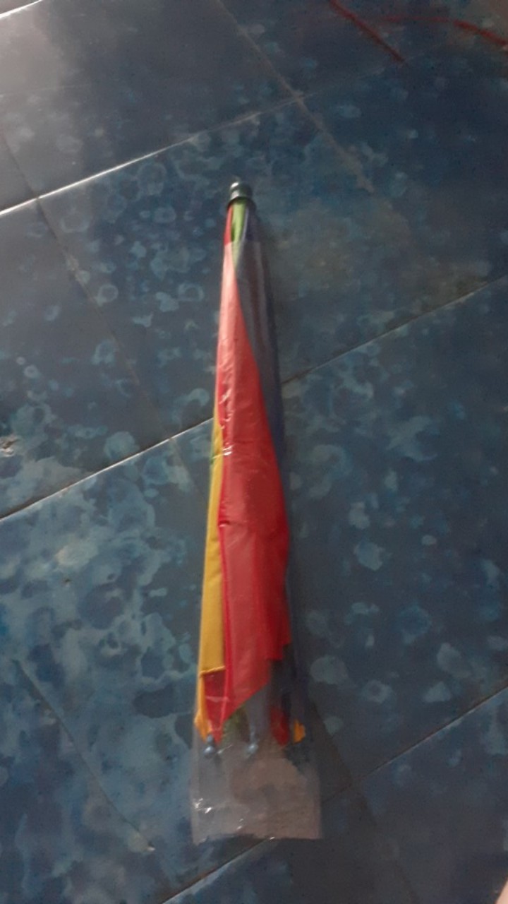 Payung Topi Besar Pelangi
