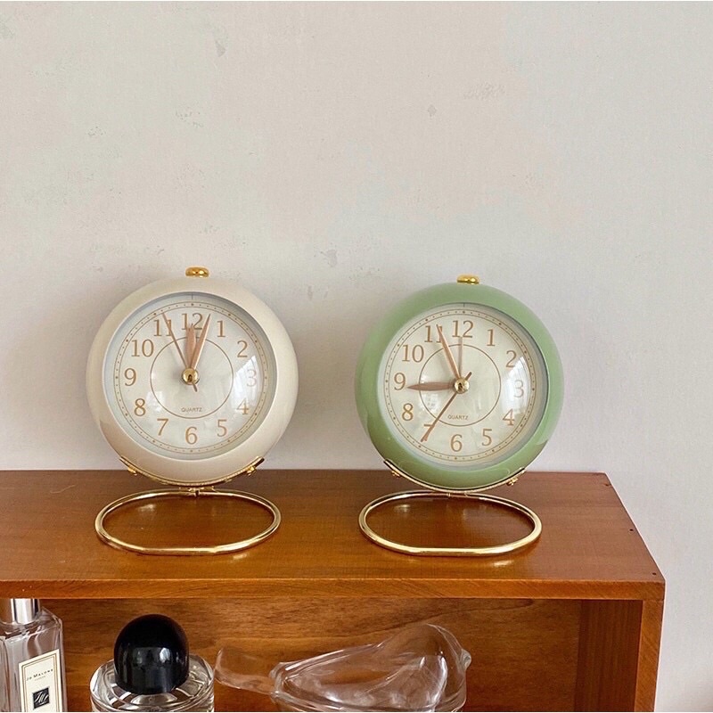 QUARTZ VINTAGE ALARM CLOCK - JAM BEKER RETRO AESTHETIC PREMIUM