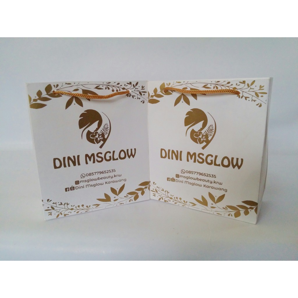 

Tas Kertas Custom Ivory Putih Sablon Satu Warna Ukuran 13x6x15 cm Murah Bagus Cocok Untuk Wadah