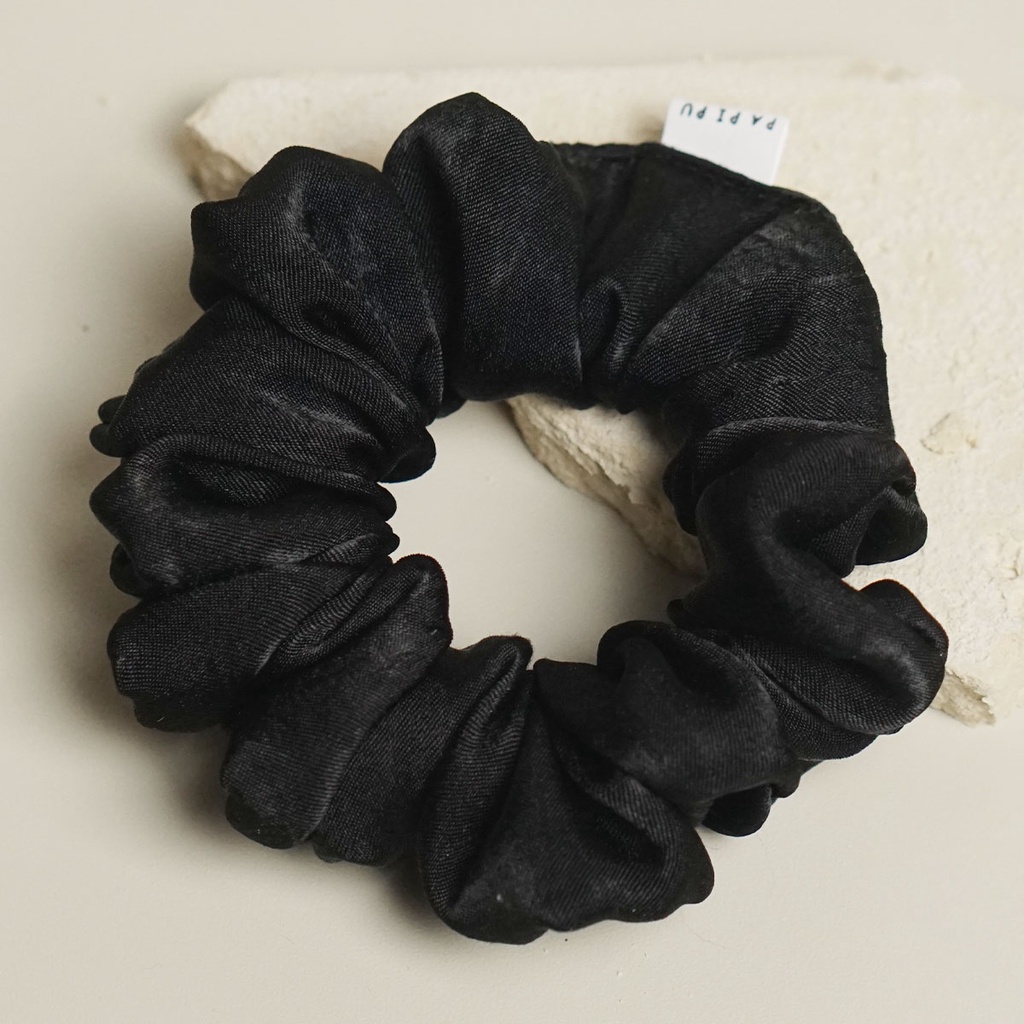 Sienna satin silk scrunchies kunciran ikat rambut