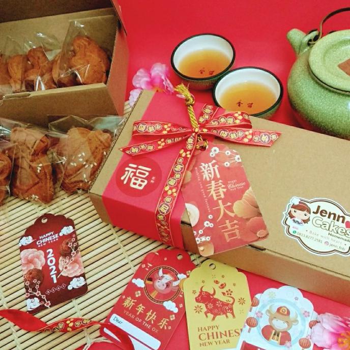 

BISA BAYAR DITEMPAT Hampers Imlek 2021 - Roti Gambang Homemade Spesial PRODUK TERBATAS Kode 146