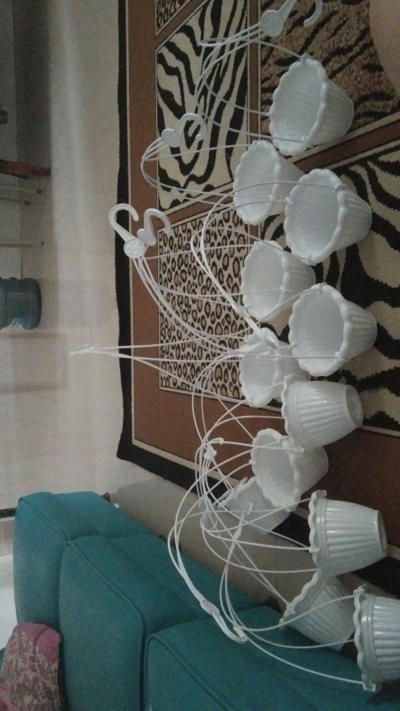 Pot Tanaman / Bunga Gantung 25 Renda Putih