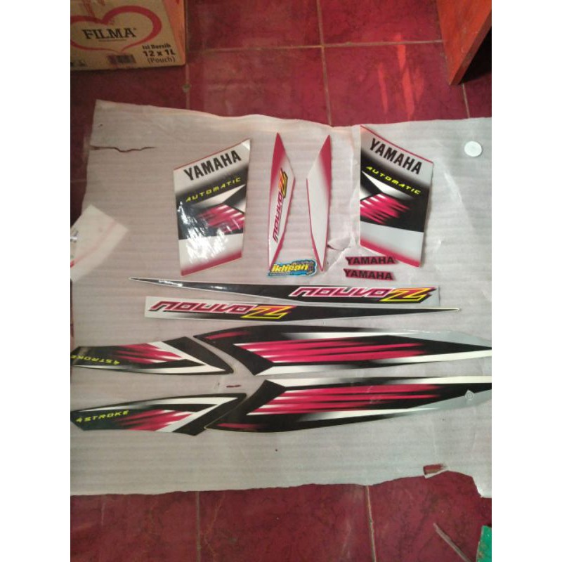 striping nouvo z merah 2005