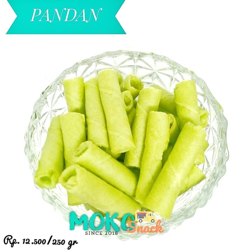 

Snack cemilan astor wafer twister pandan 1kg