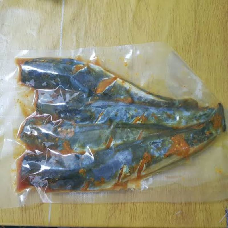 

lele bumbu kuning khas Sulawesi
