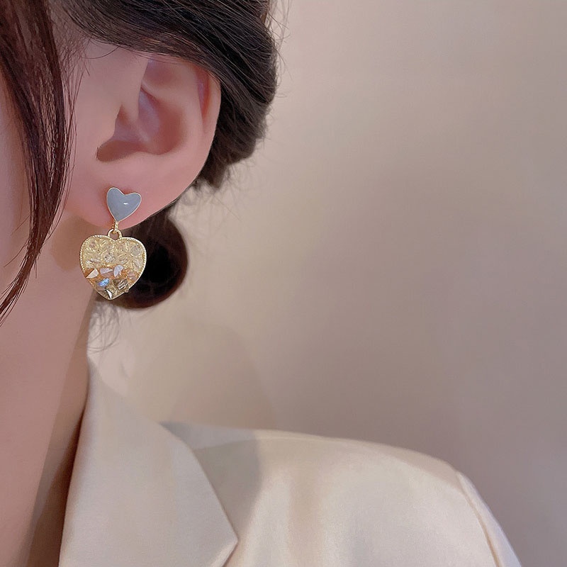 Anting 925 silver needle Bentuk Hati Aksen Kristal Warna Gradasi Untuk Wanita