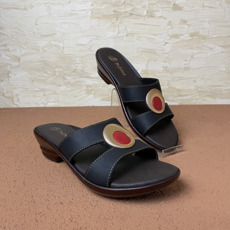 Sandal Febrina BL 01