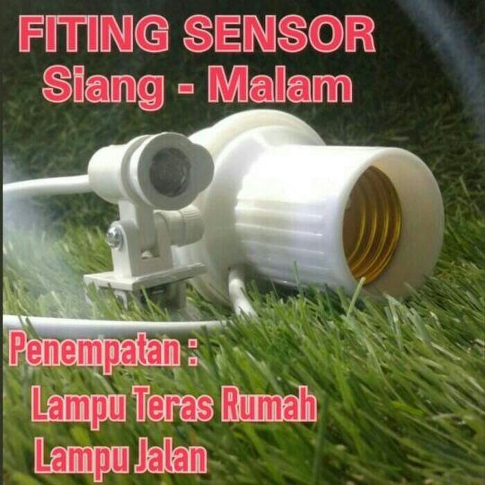 FITING SENSOR CAHAYA SIANG MALAM/FITING LAMPU SENSOR CAHAYA