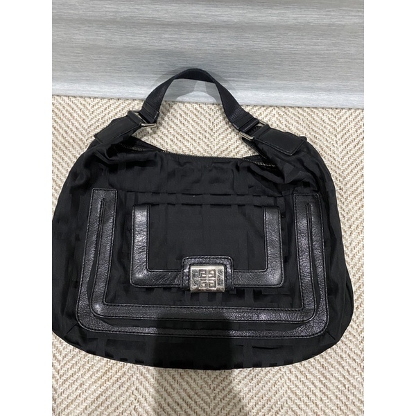 Tas Givenchy Preloved