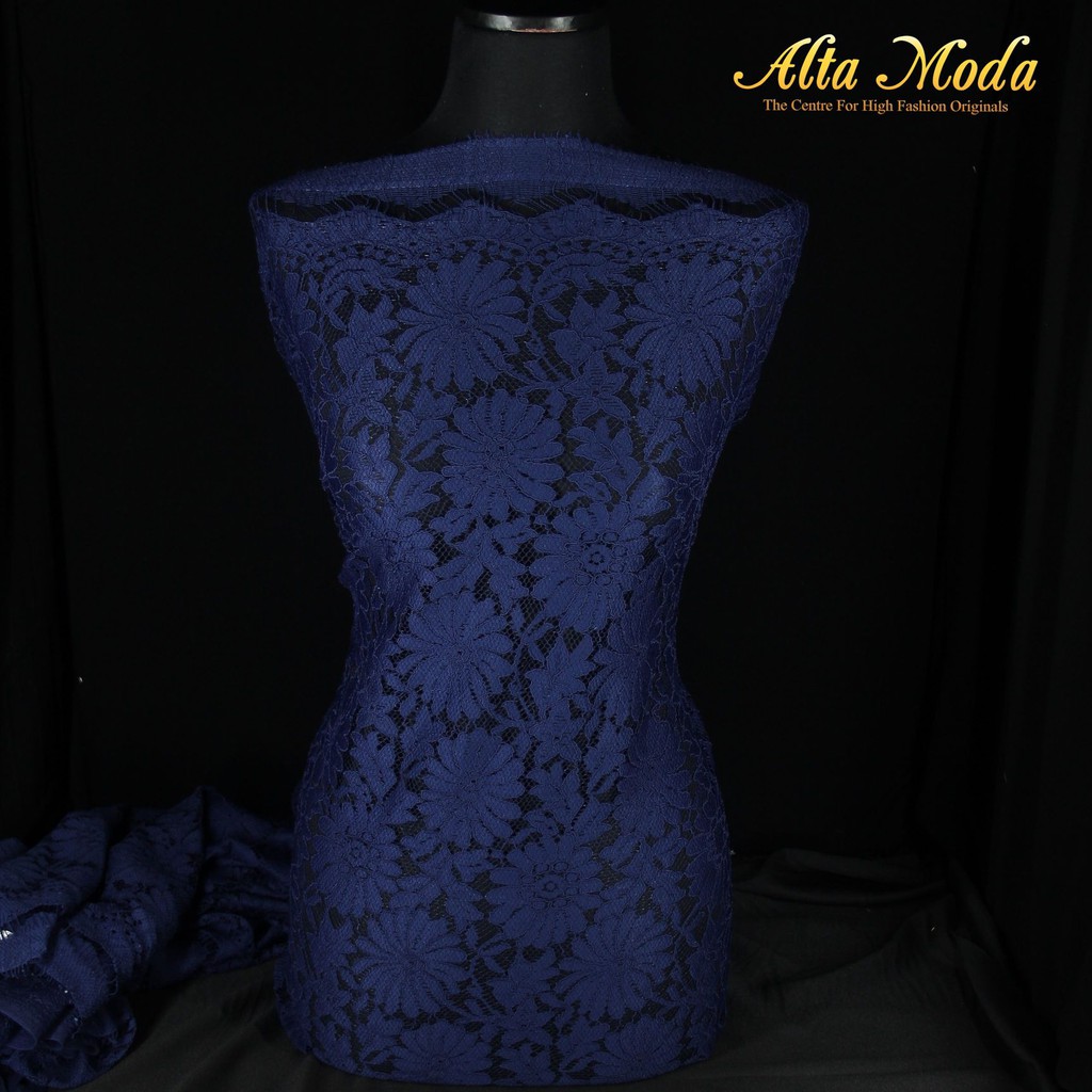 

Alta Moda Brokat Semi Perancis Cord Kraton Sunflower Biru Navy (2.5M)