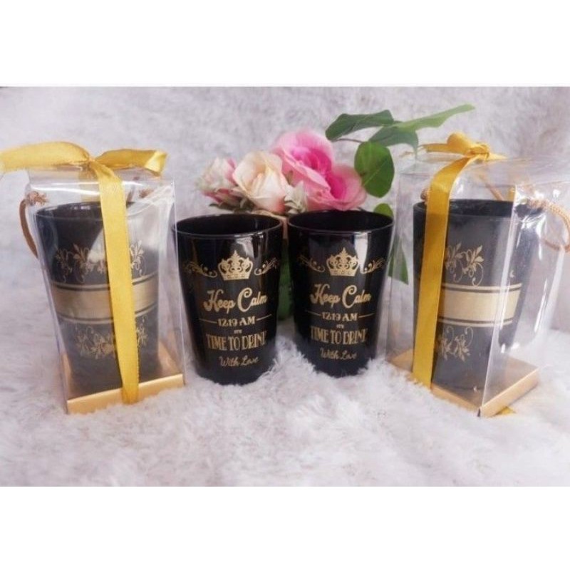 Souvenir pernikahan gelas hitam glossy kemas mika sablon custom