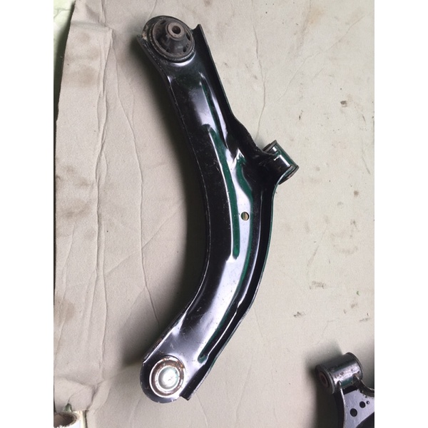 lower arm grand livina