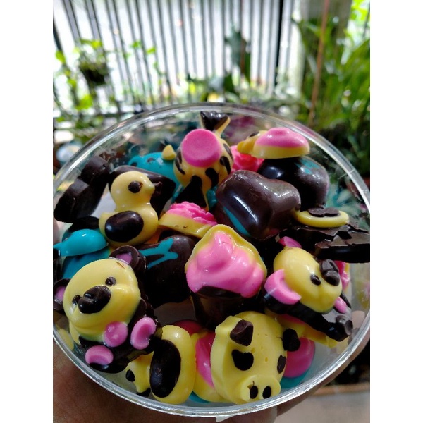 

Coklat Karakter