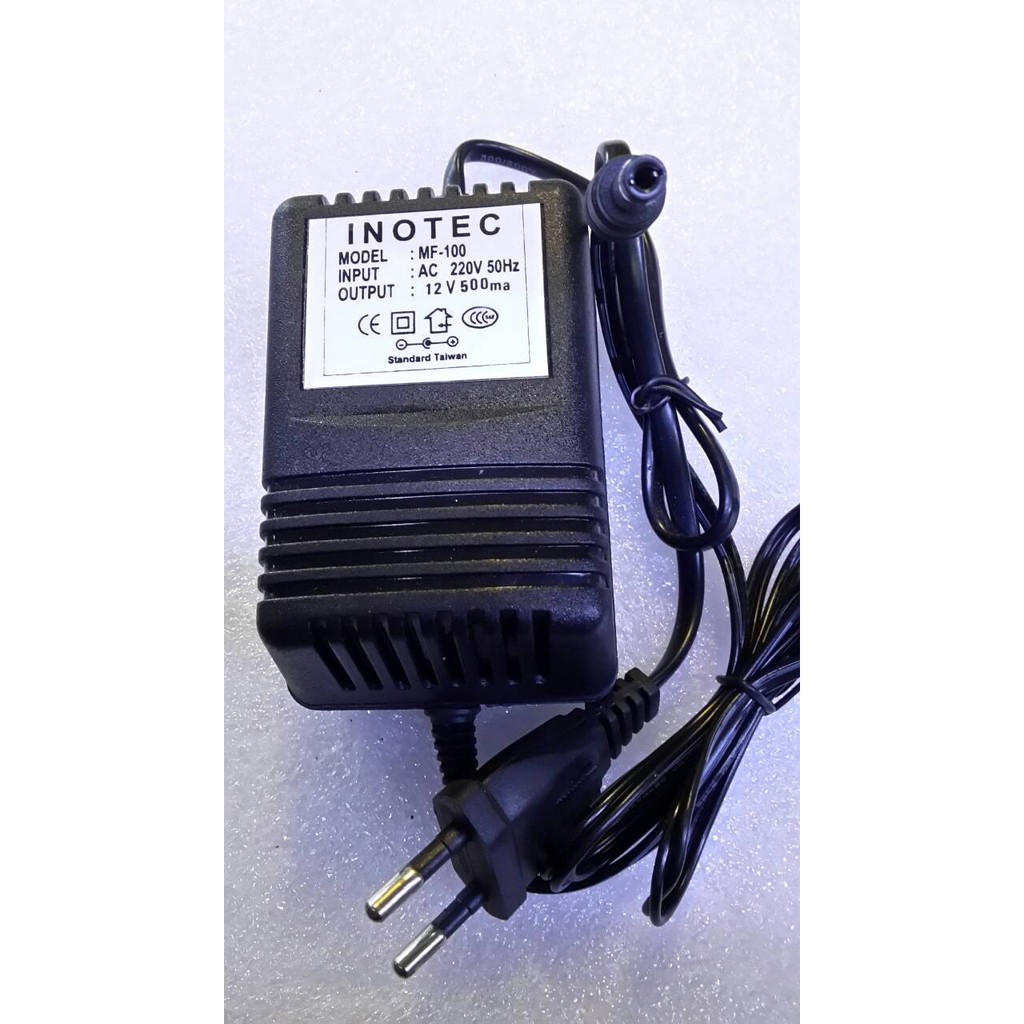 Adaptor untuk Efek Gitar AC-AC 12V 500mA