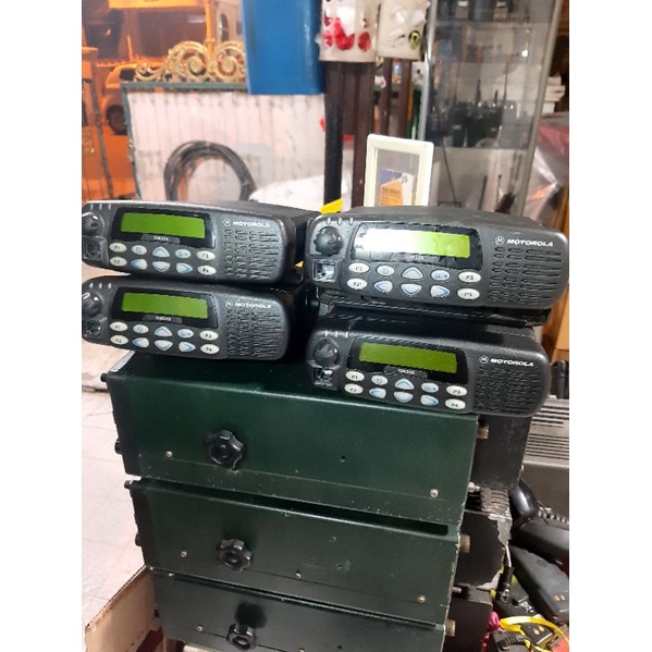 Radio Rig Motorola GM 338 UHF Normal Dan Mulus Serta 45 Watt Bahan Repeater MOTOROLA GM338 UHF