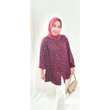Yuki Maroon KEMEJA KATUN CRINKLE MERAH MAROON MOTIF POLKADOT atau KEMEJA POLKADOT MAROON BAHAN KATUN