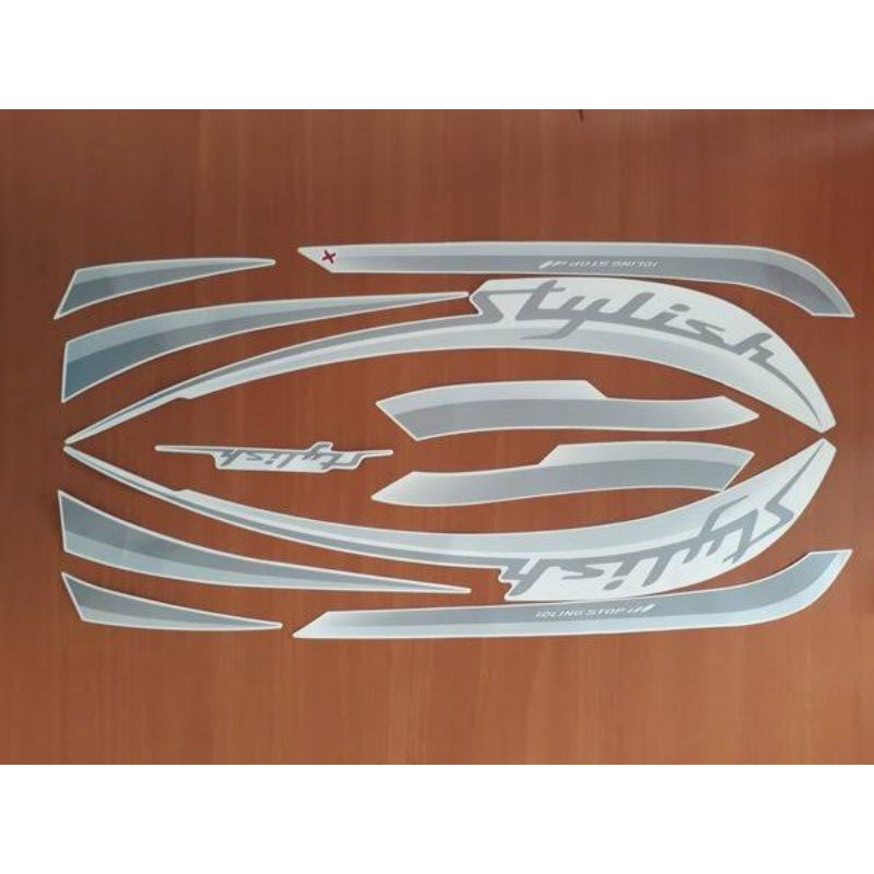 Striping Scoopy Stylish 2018-2020 putih