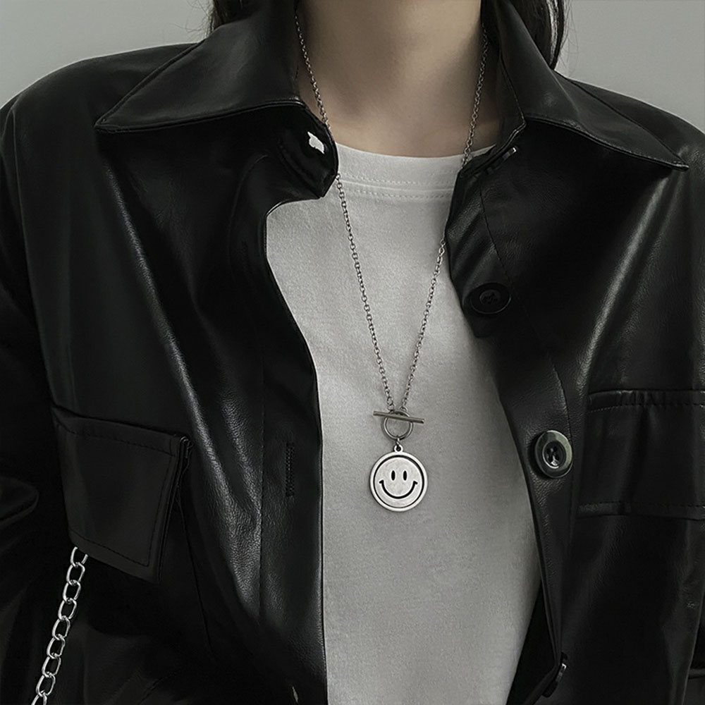 【COD Tangding】Double Side Smile Sad Face Rotating Pendant Simple Couple Retro Personality Hip-hop Necklace Chain Fashion Accessories