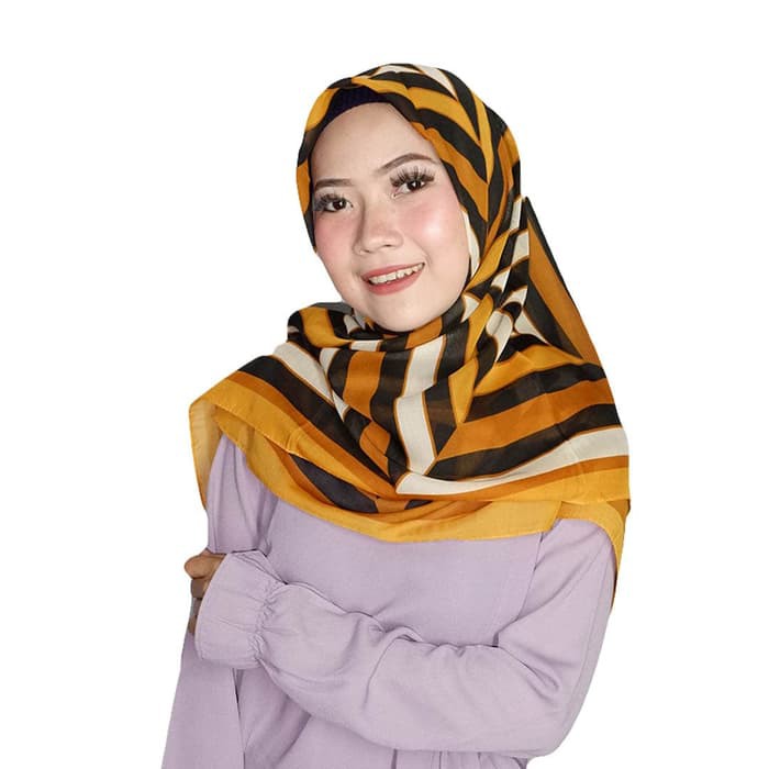 Zoya Kerudung Segiempat Motif - Padma Scarf Warna Mustard