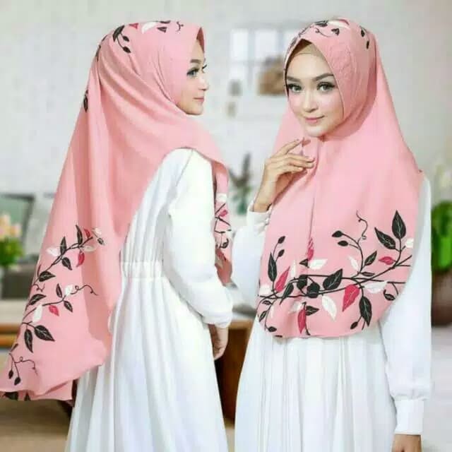 Order Langsung Hijab ORI Khimar Oval Printing Motif Daun Naura Syari - Black Terlaris