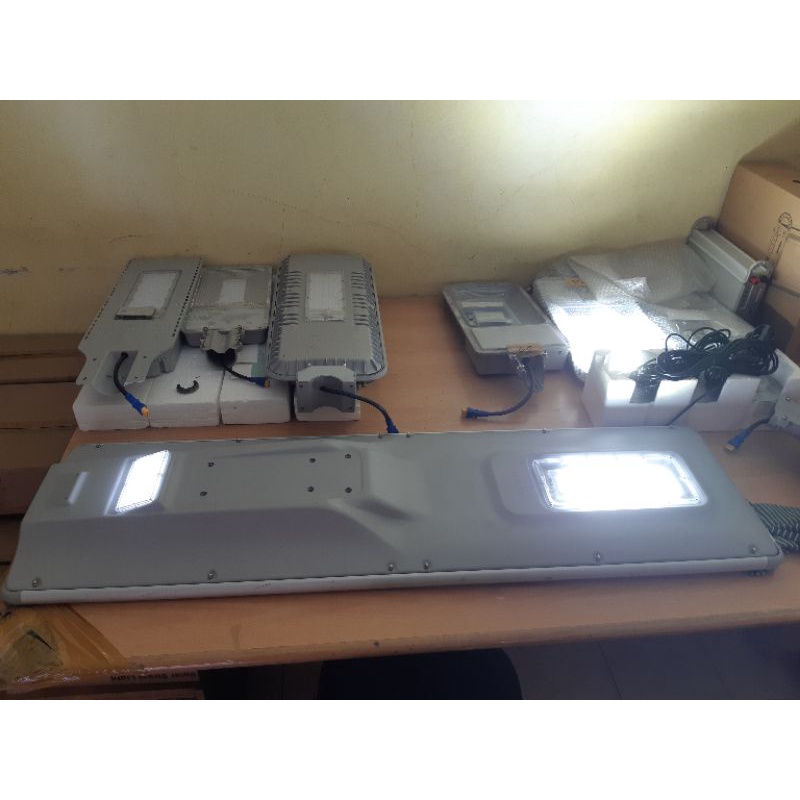 Lampu Solar cell PJU all in one BLUE CARBON mysolar