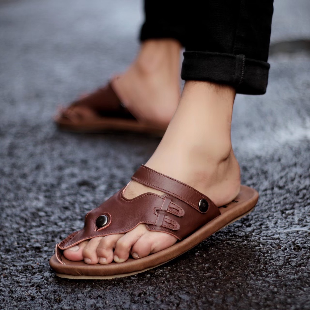 SANDAL JEPIT PRIA DEWASA SANTAI PRIA CEVANY LUCKY KULIT ASLI ORIGINAL CASUAL 100% PRIA KERJA KANTOR NYAMAN || SANDAL JEPIT PRIA INDIAN TERBARU LEBARAN 2022