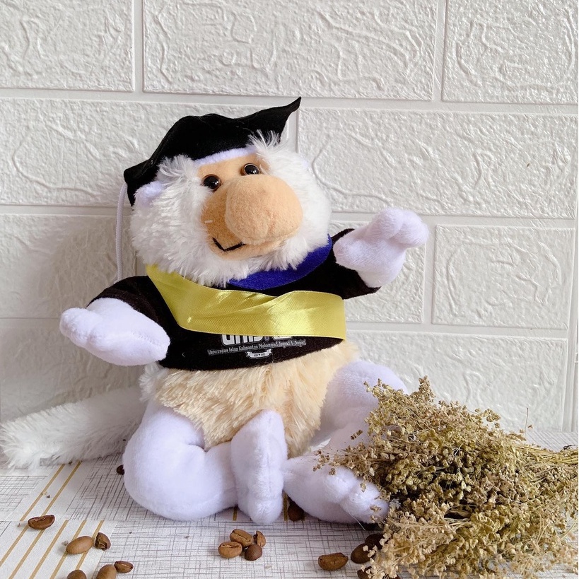 Merchandise UNISKA (Boneka Bekantan)