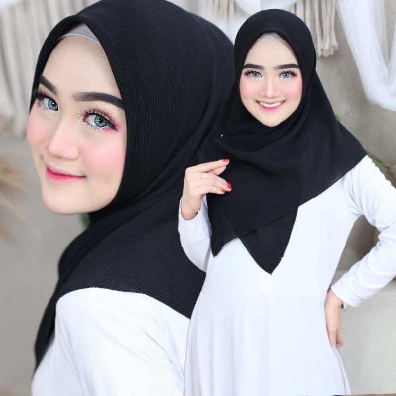 HIJAB PLISKET SQUARE / PLISKET SEGIEMPAT / HIJAB PLISKET SEGIEMPAT VOAL-Black