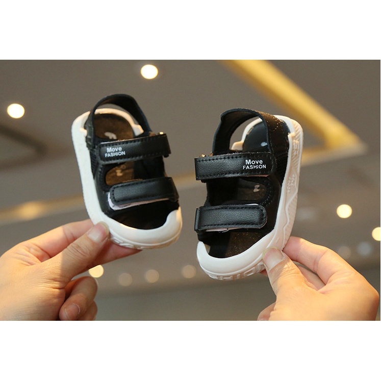 SANDAL ANAK UNISEX IMPORT MOVE FASHION BLACK WHITE BAHAN LEMBUT NYAMAN DIPAKAI 16-25