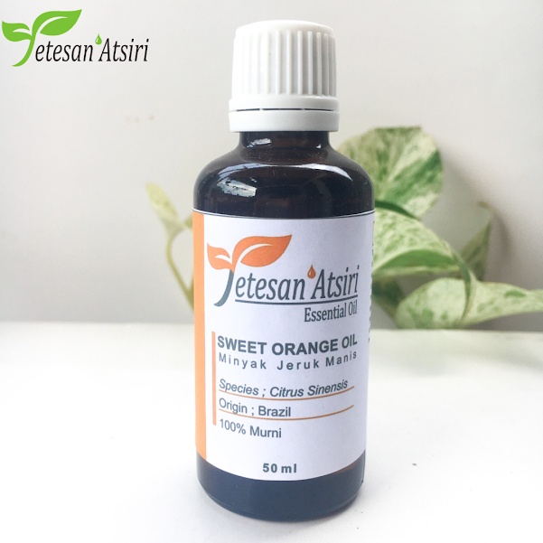 50ml minyak atsiri jeruk manis murni 100% biang 50ml sweet orange pure essential oil 100% 50 ml minyak atsiri jeruk manis murni 100% biang 50 ml sweet orange pure essential oil 100% aromatherapy aromaterapi diffuser humadifier oil esential esensial oil