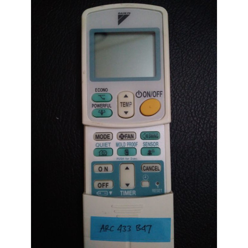 remote AC Daikin arc433b47