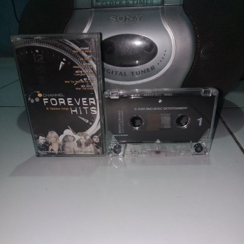 Kaset Pita Forever Hits