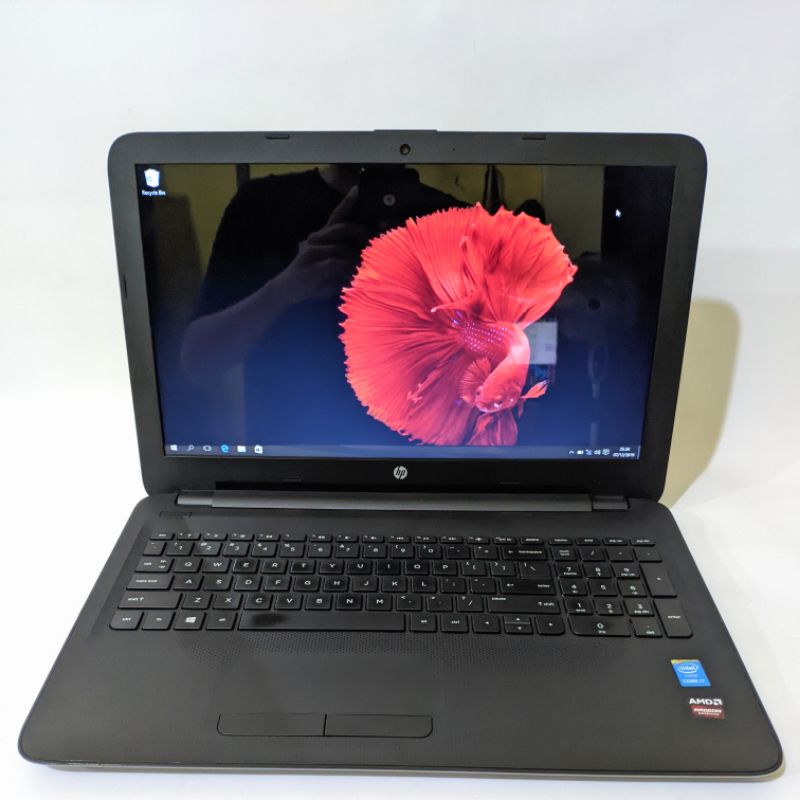 laptop Desain grafis Hp 15 - core i7 5500u - Ram 16gb - Dual vga Amd Radeon - 15.6inc