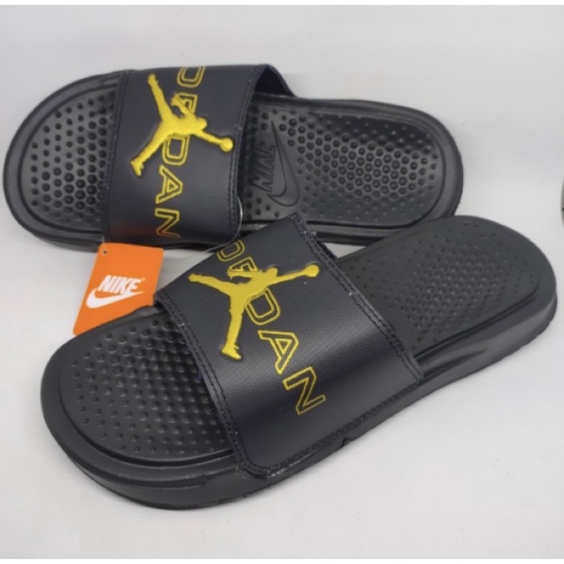 Sandal Slip on laki laki air jordan S40-44 empuk