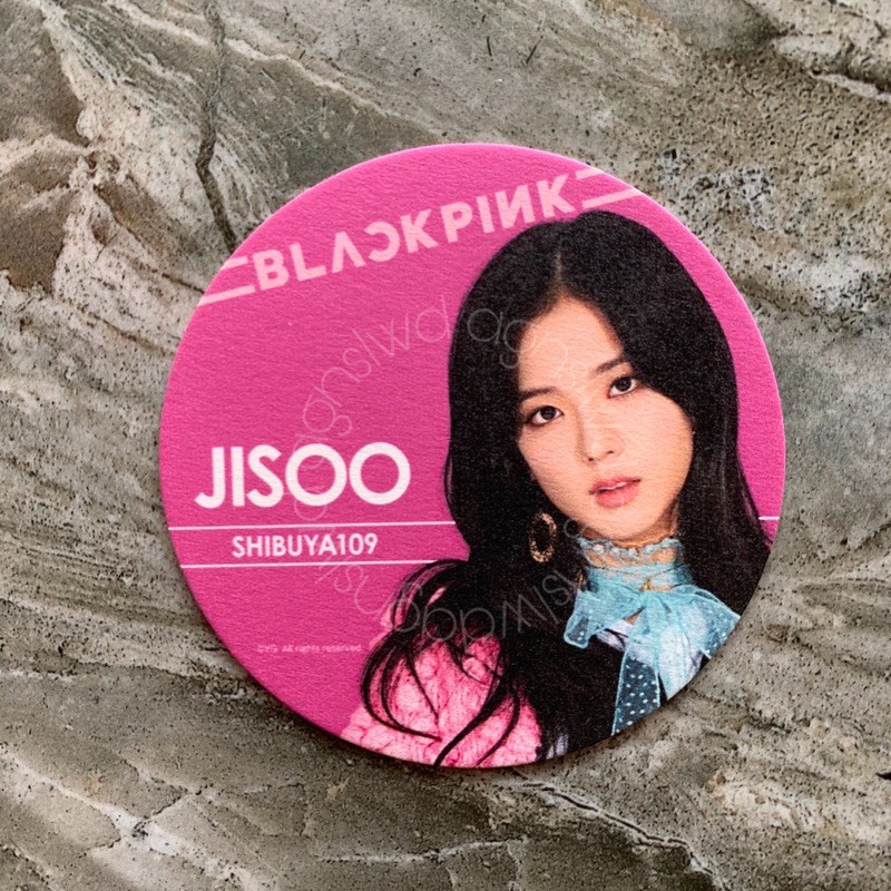 Jisoo Blackpink shibuya 109 tokyo Japan round postcard brochure (Jisoo postcard Shibuya cafe)