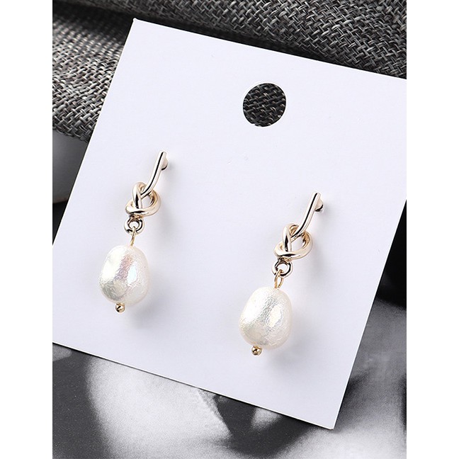 LRC Anting Tusuk Fashion Gold Pearl Ear-rings Y62047