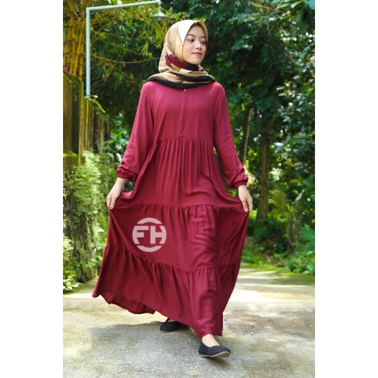 IZAKA GAMIS PREMIUM SYARI BY FATHILAHIJAB BAHAN TEBAL TIDAK NERAWANG