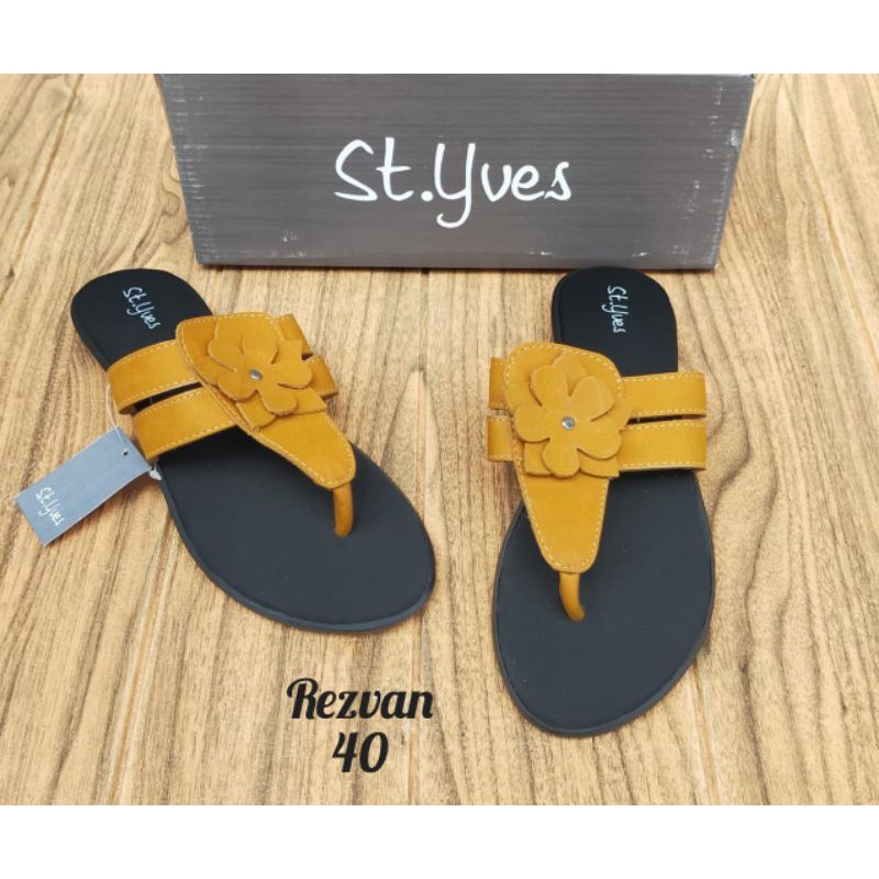 Sandal St.Yves
