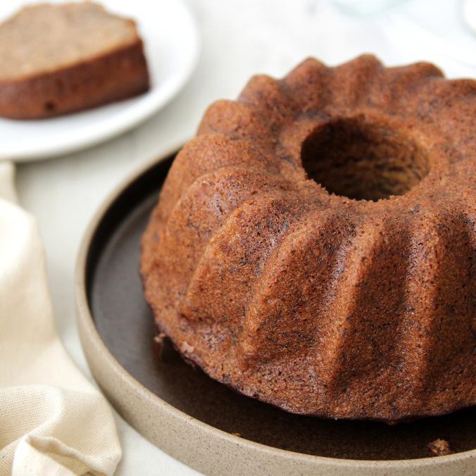 

(COD) Banana Bread BUNDT CAKE (Medium) - 16 cm - ORIGINAL Batter, NO Filling