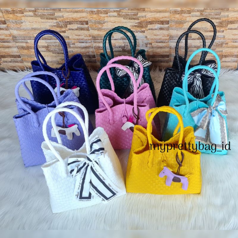 (TANPA ACCESORIES) Short Handle Size M Tas Jaly Tas Jali Tas Anyaman Plastik Premium Warna Pastel