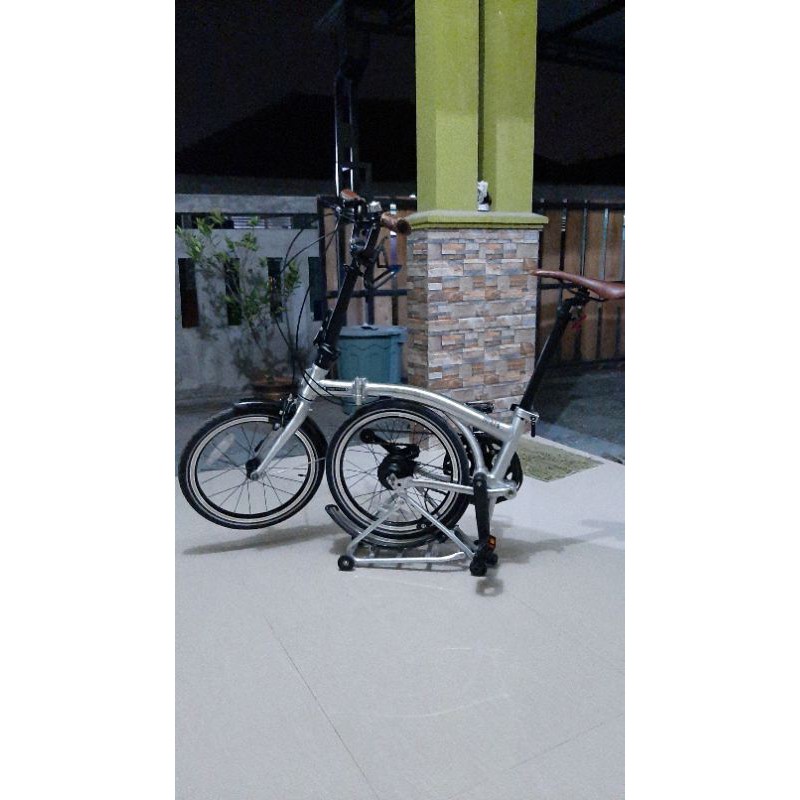 SEPEDA UNITED TRIFOLD 7 speed