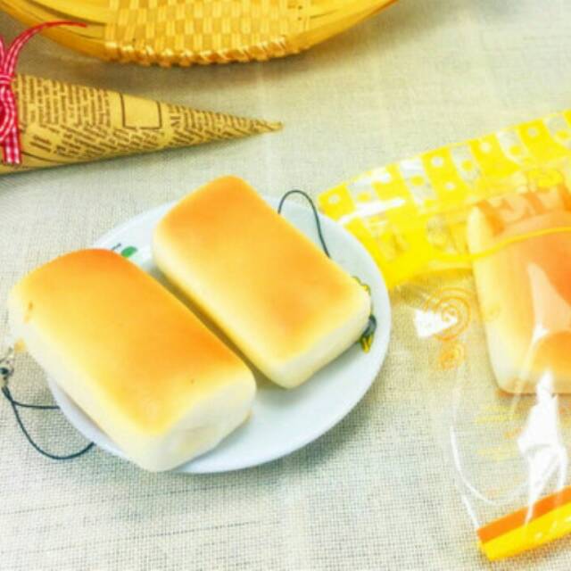 

Eric Butter Cheese Bread Squishy