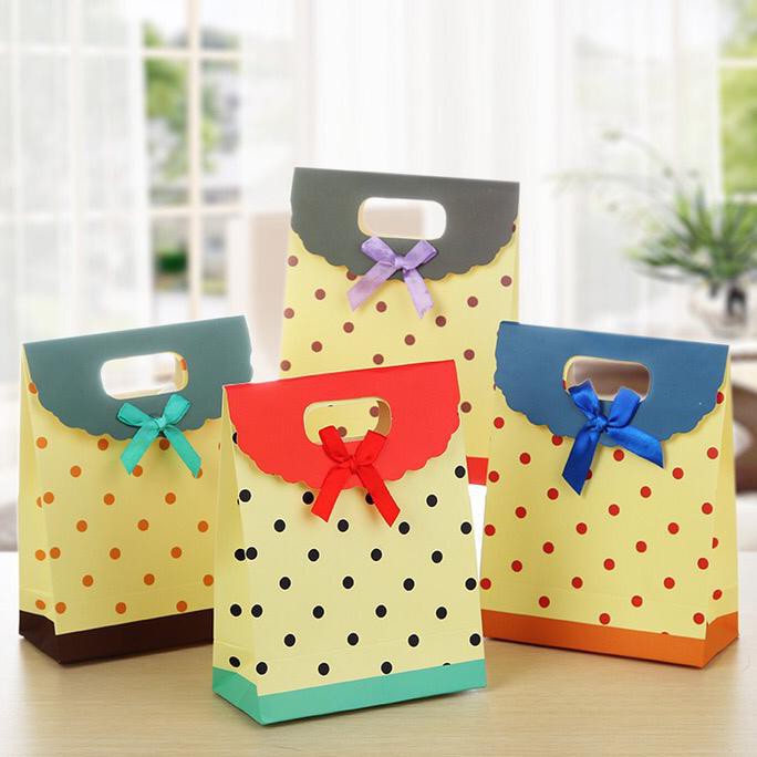 

Ribbon Dot Paper Bag Plastik Packaging Plastik Pembungkus Karton